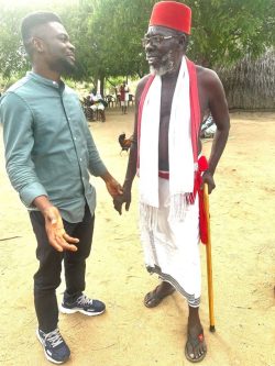 Image of me chatting with the Mijikenda Kaya storyteller about the similarities of the stories he told with those told by my late grandfather in Nigeria