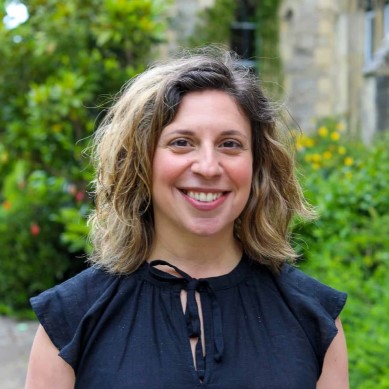 Dr Rebecca Graber